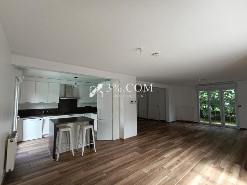 Maison - 220 m² - 9 pièces