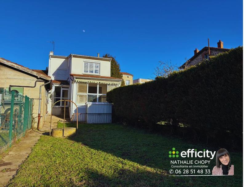 Local commercial - 215 m² - 8 pièces