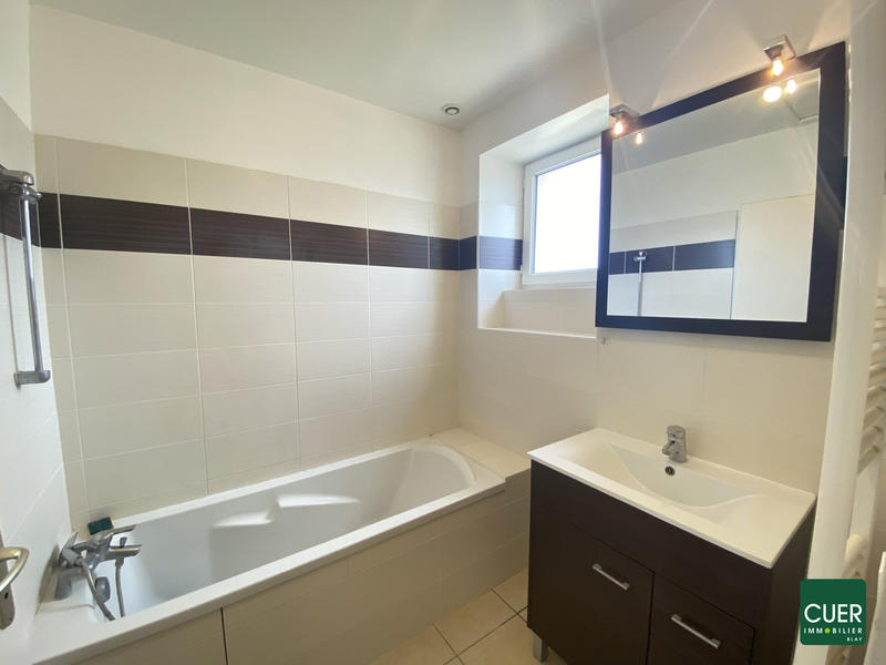 Appartement - 64 m² - 3 pièces