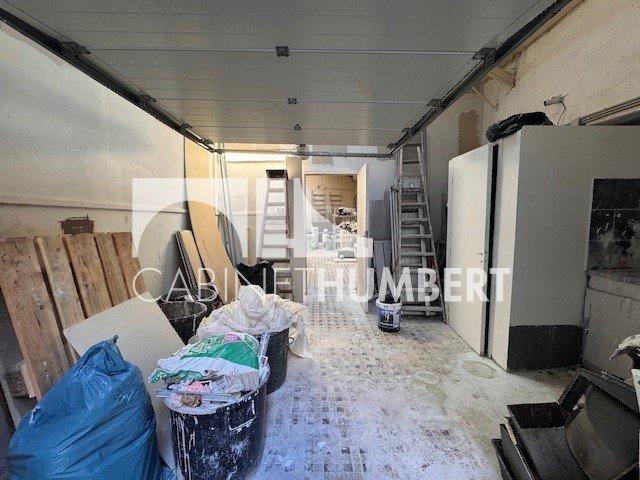 Local commercial - 200 m²