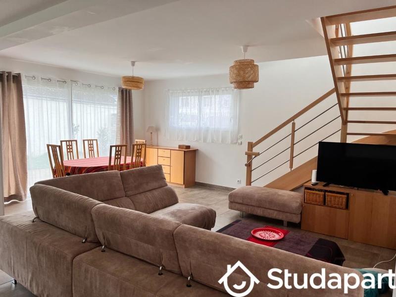 Chambre - 15 m² - 1 pièce