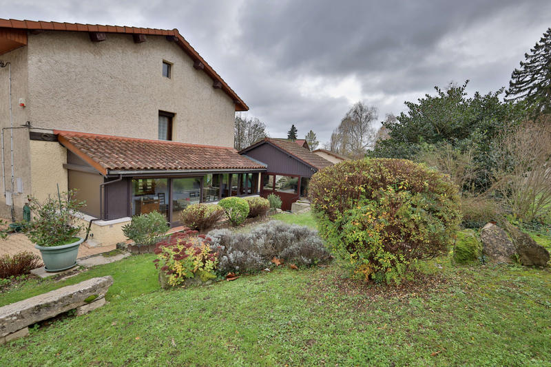 Maison - 200 m² - 6 pièces