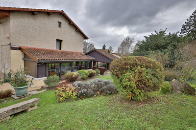 Maison - 200 m² - 6 pièces