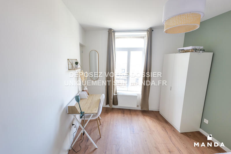 Chambre - 11 m² - 4 pièces