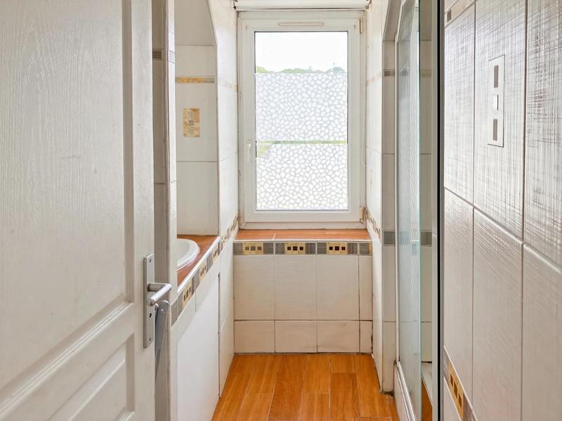 Maison - 193 m² - 9 pièces