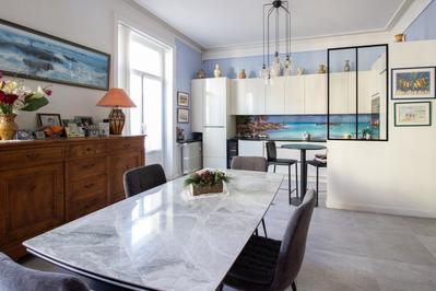 Appartement - 102 m² - 5 pièces