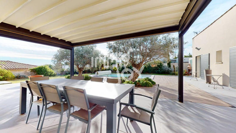 Maison - 183 m² - 5 pièces