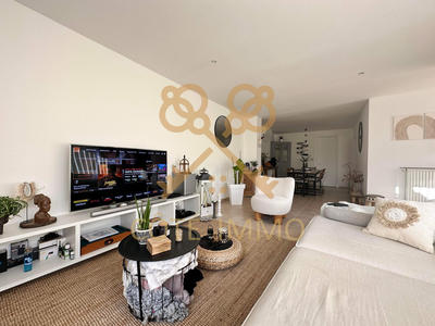 Maison - 160 m² - 7 pièces