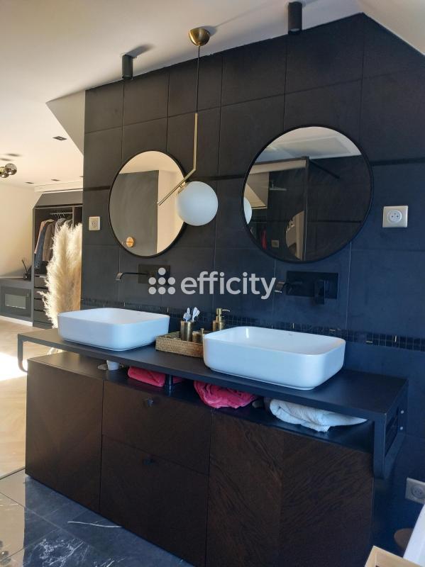 Maison - 160 m² - 7 pièces