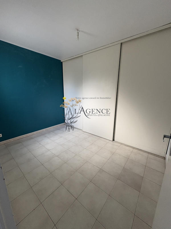 Appartement - 95 m² - 4 pièces