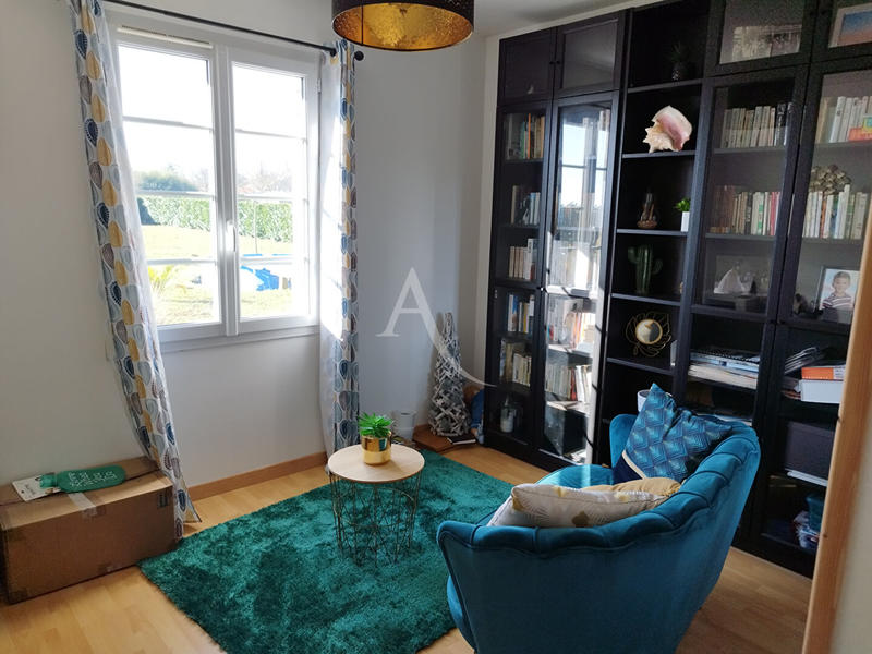 Maison - 170 m² - 6 pièces