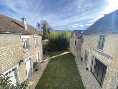 Maison - 193 m² - 16 pièces