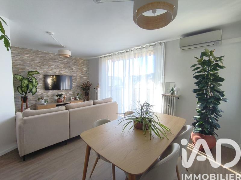 Appartement - 64 m² - 3 pièces