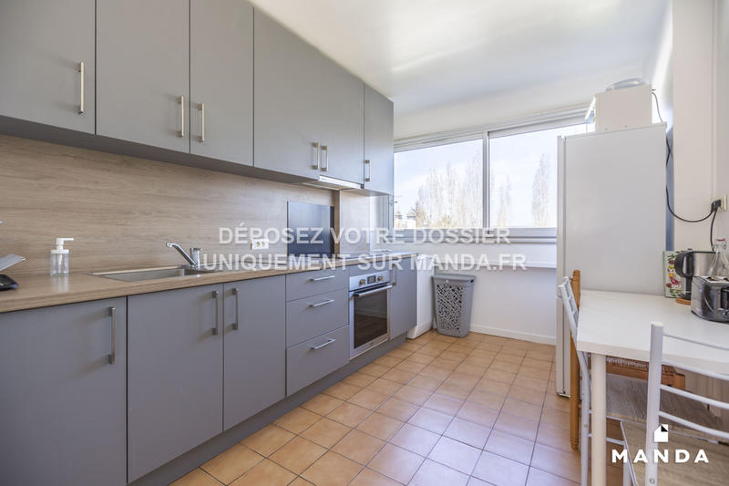 Chambre - 9 m² - 4 pièces