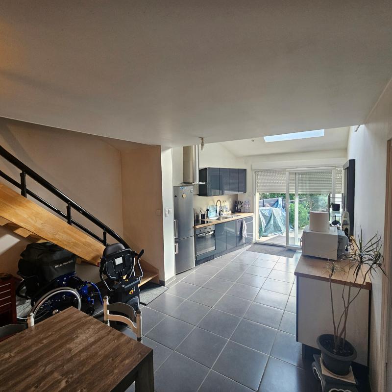 Maison - 102 m² - 4 pièces