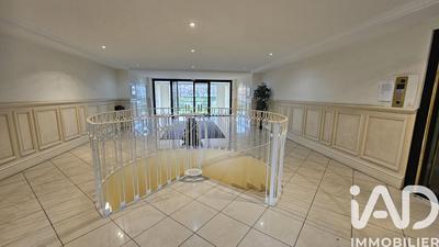 Appartement - 109 m² - 4 pièces