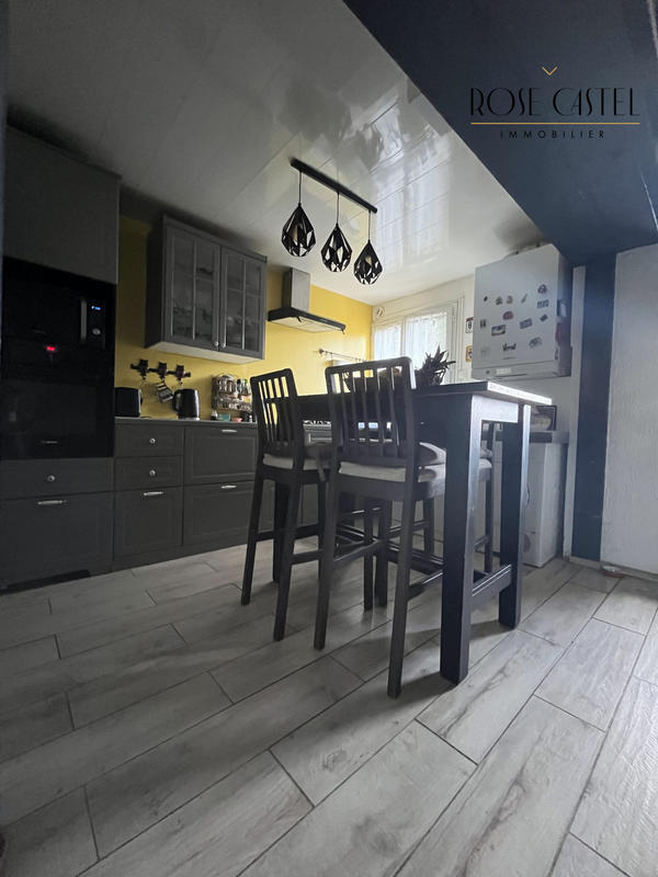 Maison ancienne - 131 m² - 6 pièces