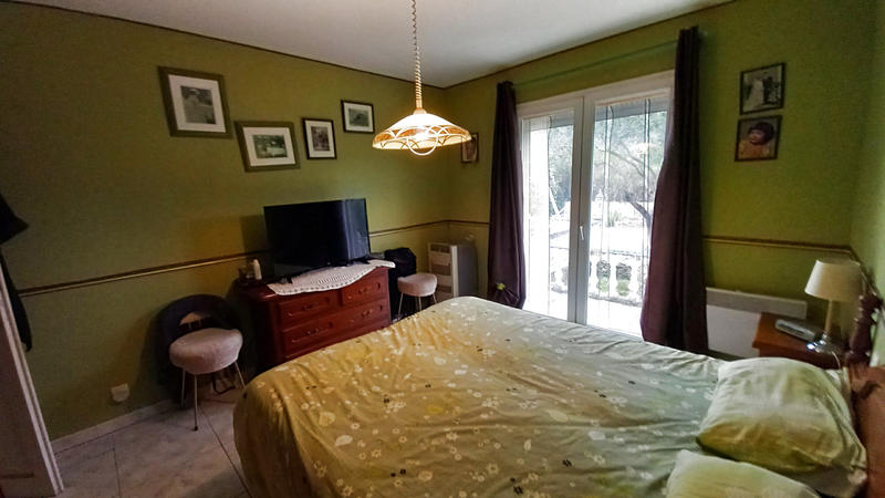 Villa - 137 m² - 6 pièces