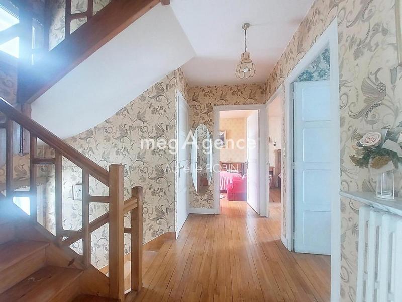Maison - 90 m² - 5 pièces