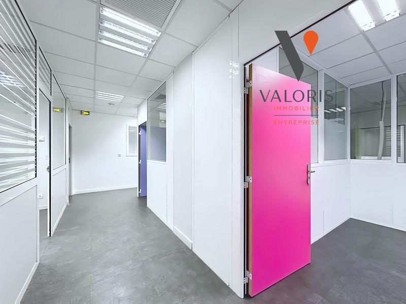 Bureau - 288 m² - 9 pièces