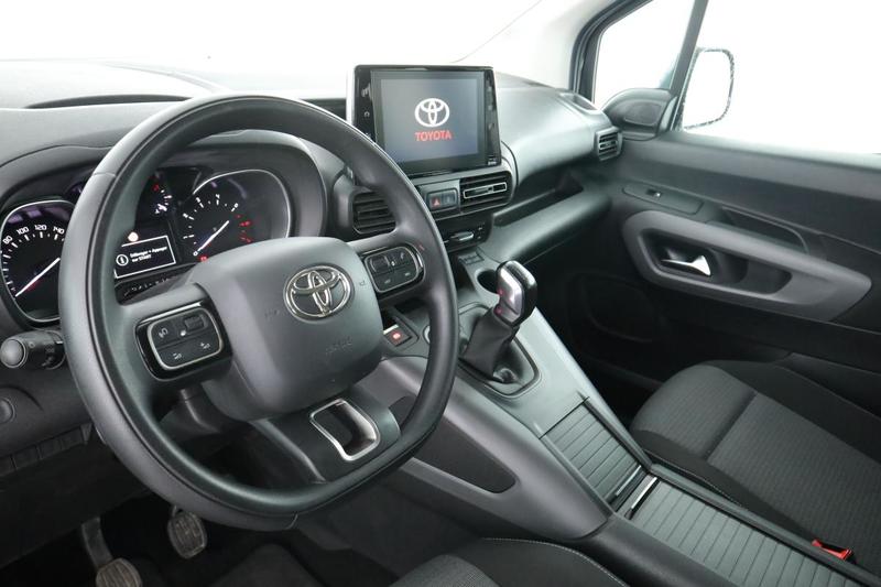 Toyota Proace City Verso Medium 1.5 d-4d Executive 100 ch