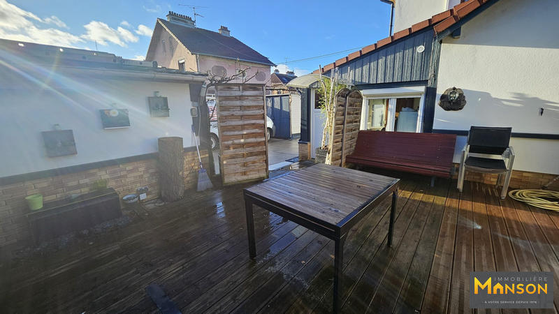 Maison - 100 m² - 7 pièces