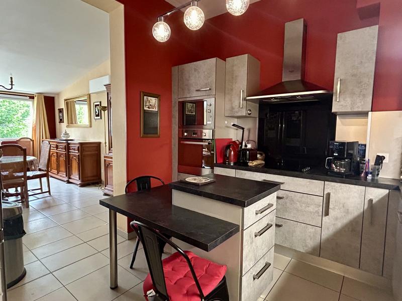 Maison - 160 m² - 9 pièces