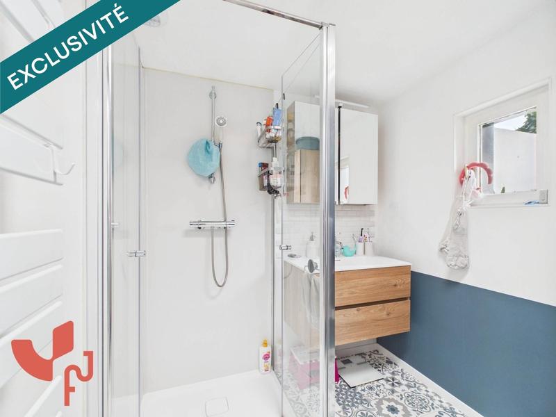 Maison - 90 m² - 5 pièces