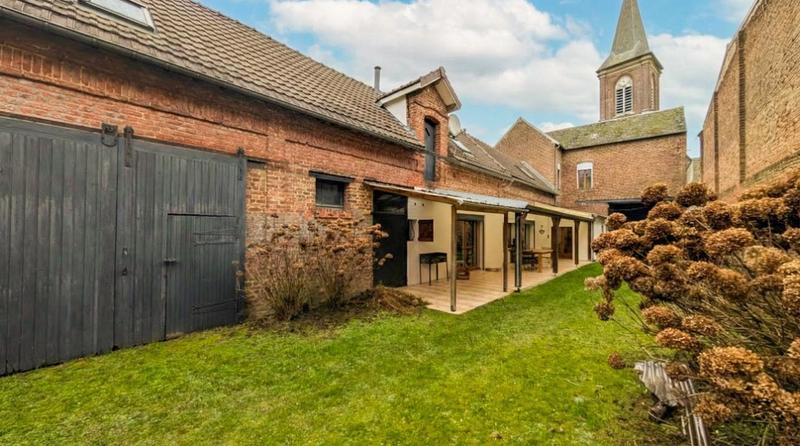 Maison - 167 m² - 8 pièces