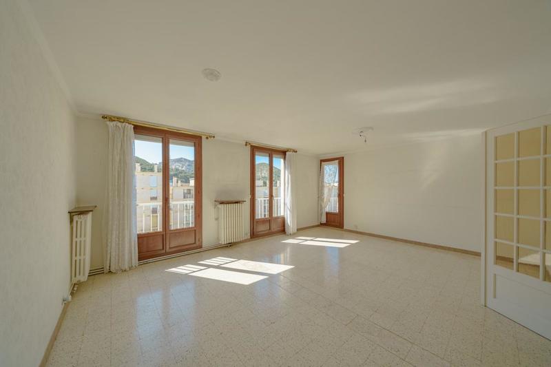 Appartement - 91 m² - 3 pièces