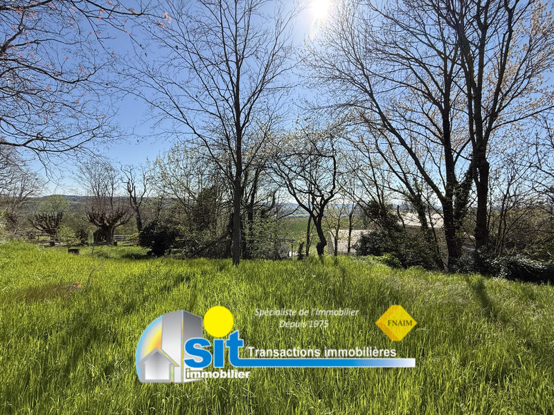 Maison - 265 m² - 8 pièces