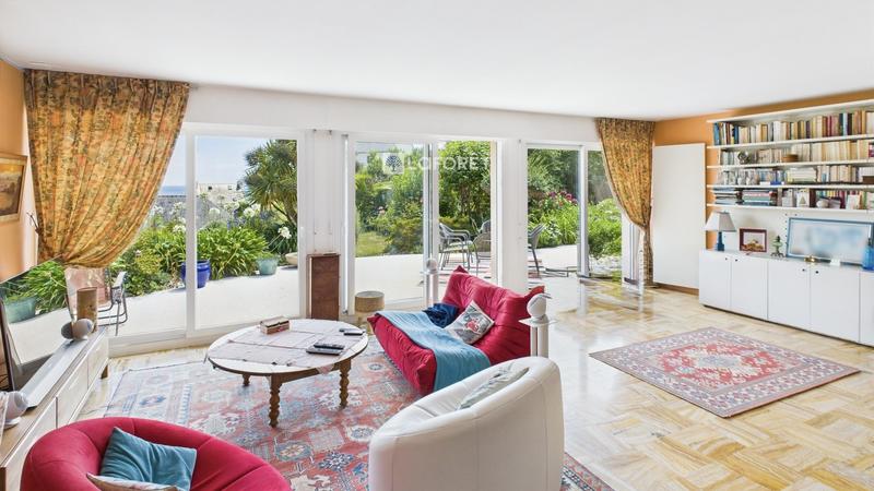 Maison contemporaine - 160 m² - 7 pièces