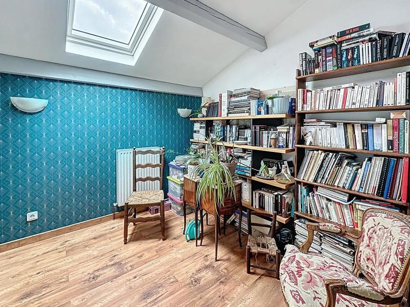 Maison - 137 m² - 6 pièces