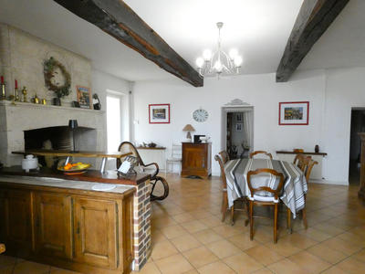 Maison - 170 m² - 6 pièces