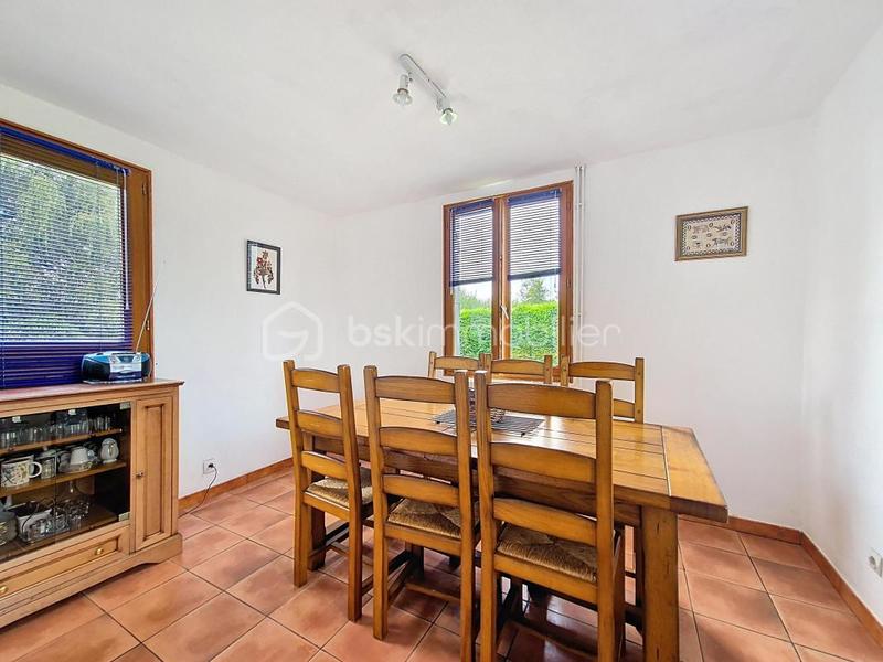 Maison - 135 m² - 8 pièces