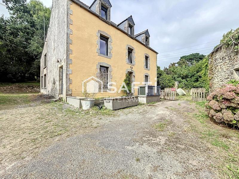 Maison - 278 m² - 9 pièces