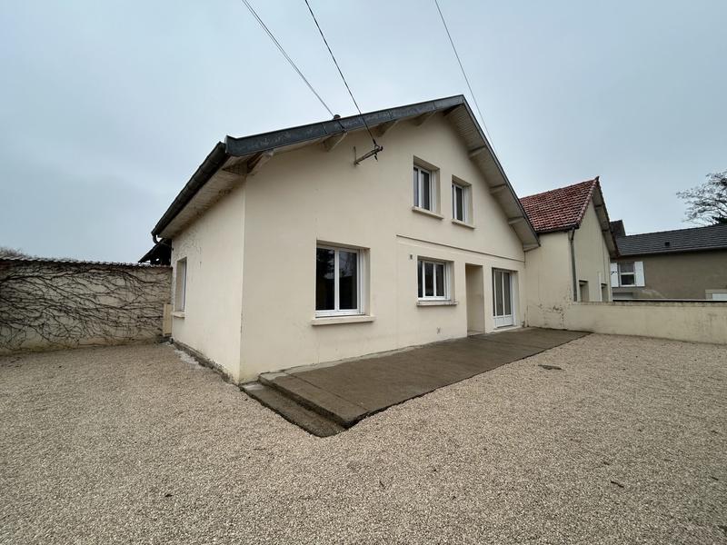 Maison - 94 m² - 4 pièces