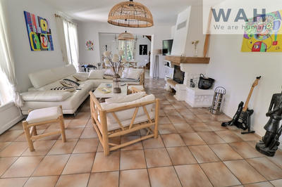 Villa - 167 m² - 6 pièces