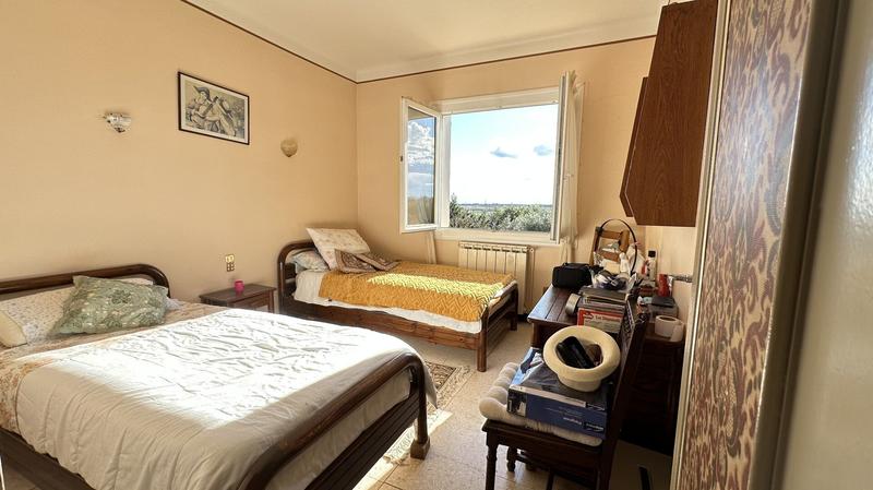 Maison - 204 m² - 5 pièces