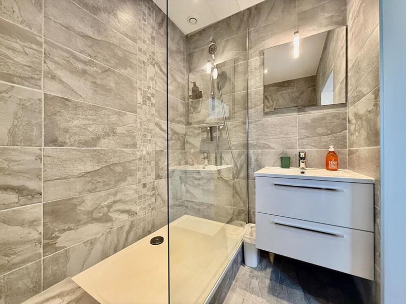 Demeure - 370 m² - 16 pièces