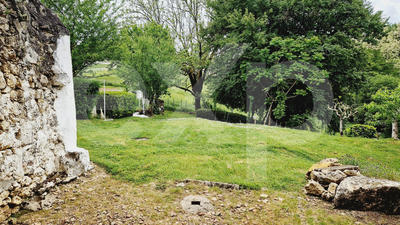 Appartement - 90 m² - 1 pièce