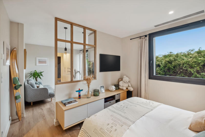 Maison - 203 m² - 6 pièces