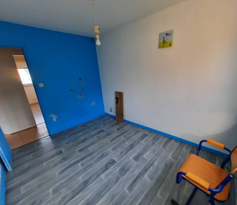 Maison - 92 m² - 5 pièces