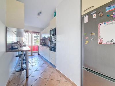 Appartement - 84 m² - 3 pièces