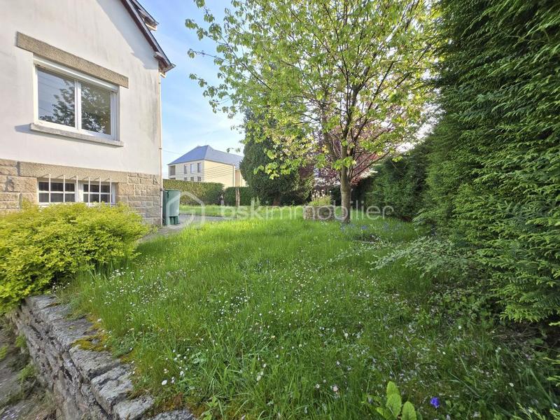 Maison - 101 m² - 5 pièces