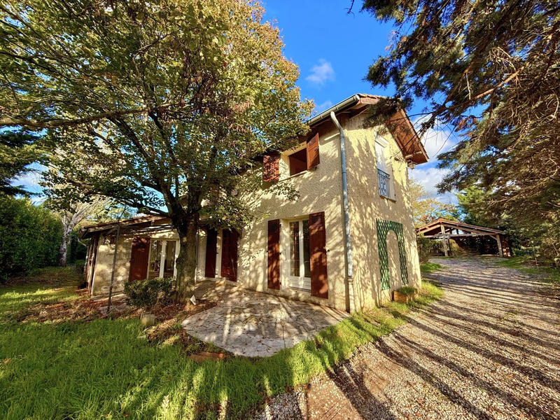 Maison - 168 m² - 7 pièces