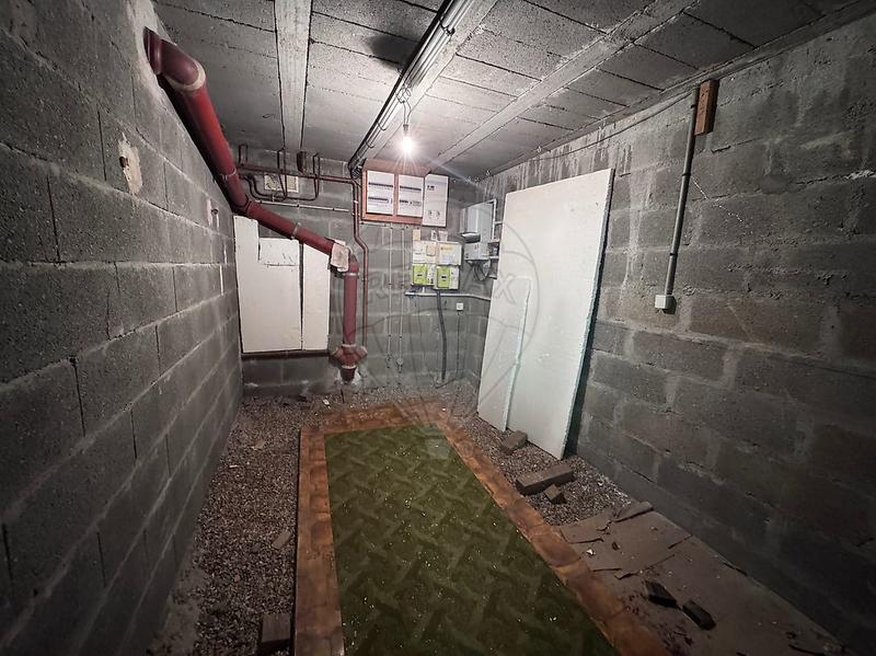 Maison - 161 m² - 6 pièces