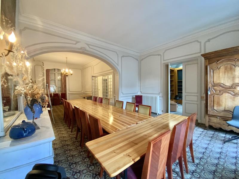 Maison de ville - 400 m² - 10 pièces