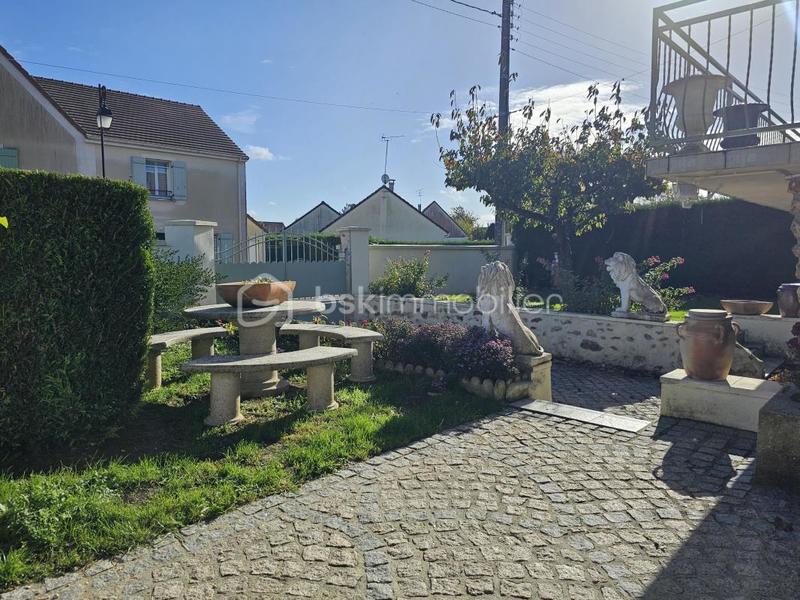 Maison traditionnelle - 125 m² - 5 pièces