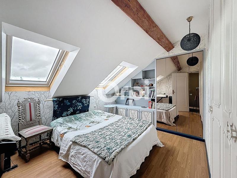 Maison - 96 m² - 5 pièces